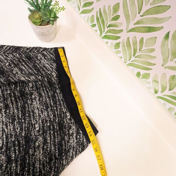 ⭐Marled Banana Republic Textured Knit Midi Skirt, Cocoon, Polyester Blend 10⭐ - Picture 5 of 7